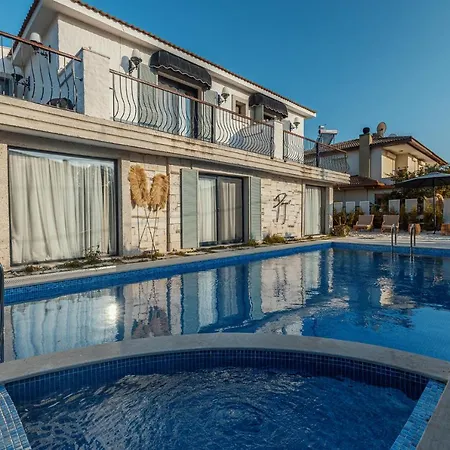 Panjur Hotel Çeşme